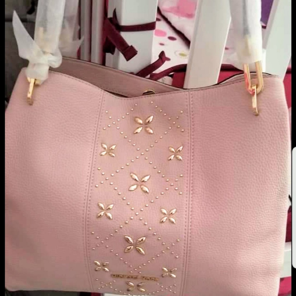 Authentic nwt mk purse